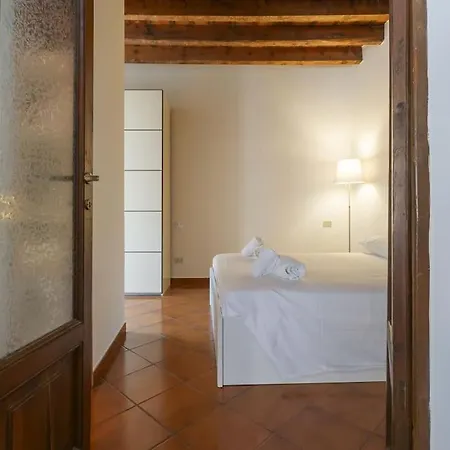 Apartment Youhosty - Ripa5 C Milan