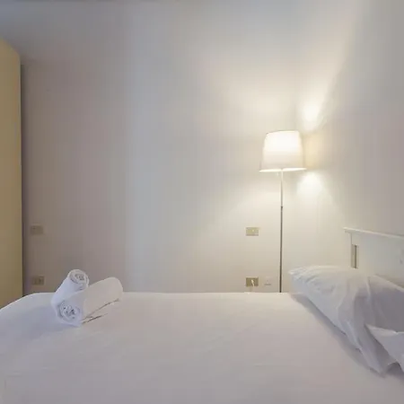Apartment Youhosty - Ripa5 C